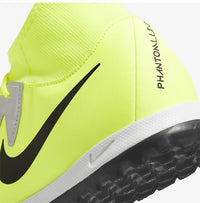 Nike Phantom Luna 2 Academy Turf football & futsal shoes