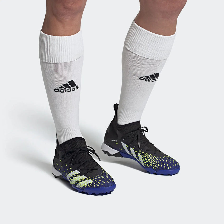 Adidas Genuine PREDATOR FREAK .3 TF Men's Football Shoes FY0623
