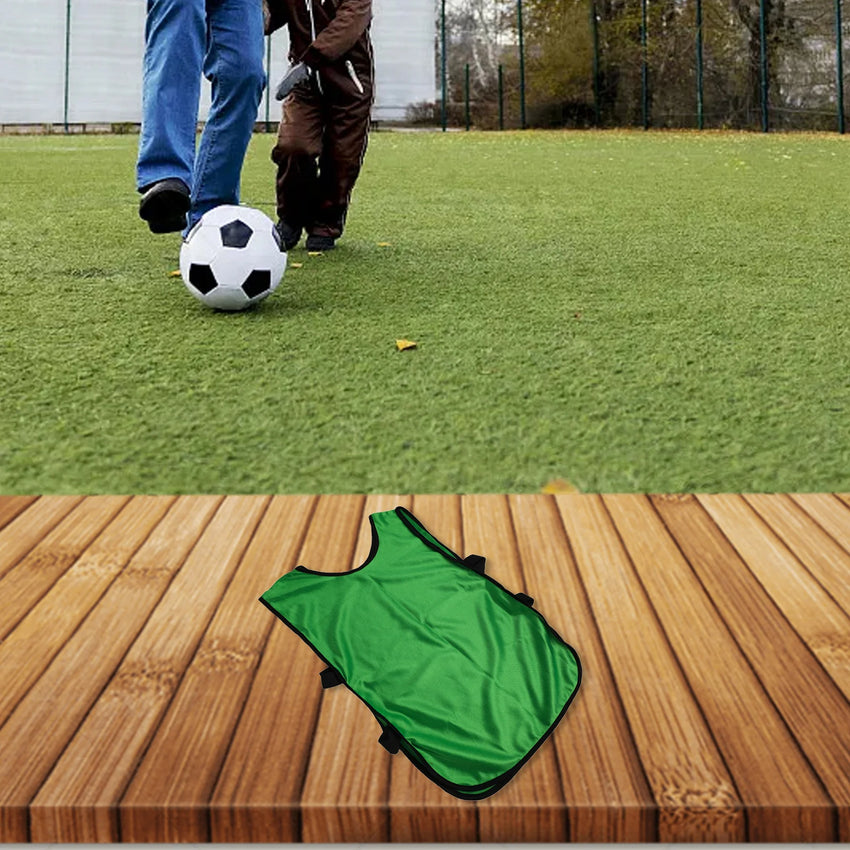 1x Loose Fitment and Lightweight Child Sports Training BIBS Vests for Basketball Cricket Soccer Football Rugby Mesh