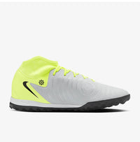 Nike Phantom Luna 2 Academy Turf football & futsal shoes
